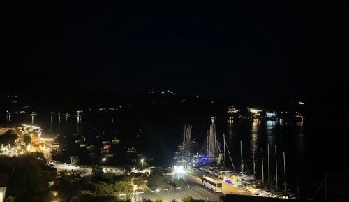 Double or Twin Room with Sea View and Terrace
