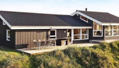 Five-Bedroom Holiday Home