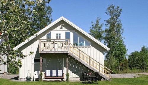 One-Bedroom Holiday Home