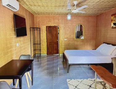 Deluxe Queen Room