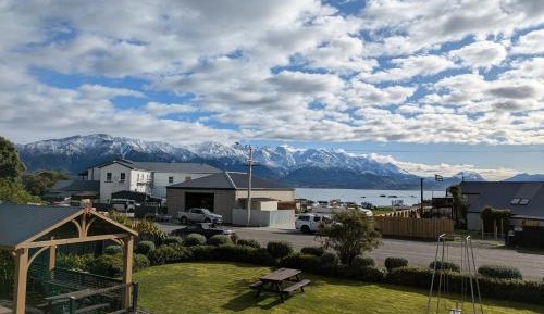 Standard Queen Studio