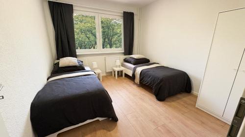 Five-Bedroom Apartment