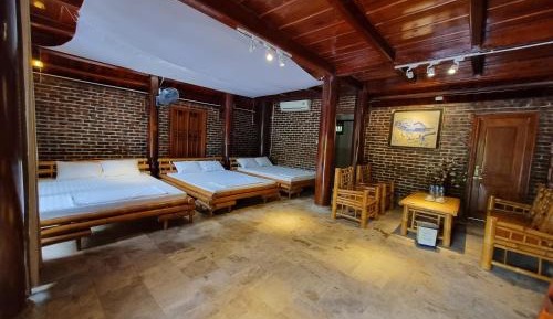 Mixed Dormitory Room
