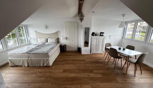 Deluxe Double Room with Extra Bed