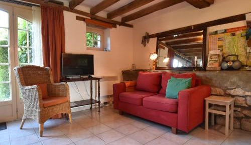 Two-Bedroom Holiday Home
