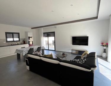 One-Bedroom Villa