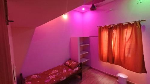 Budget Single Room