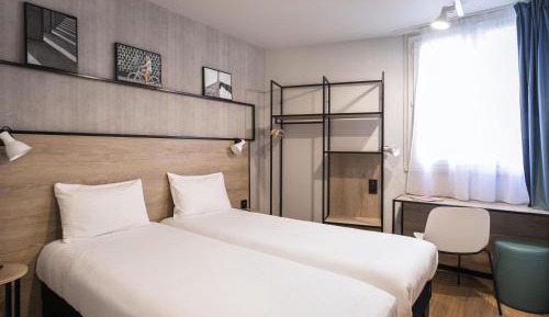 Standard Twin Room