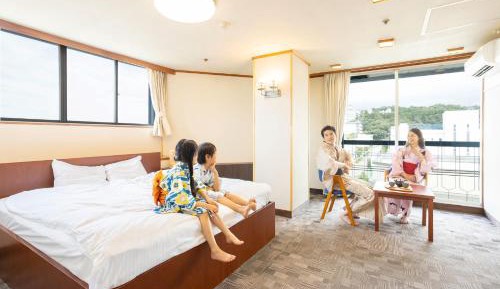 Japanese-Style Room