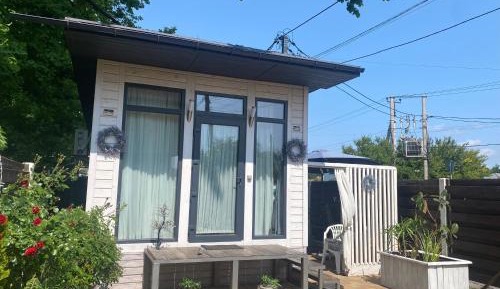 One-Bedroom House