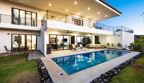 Deluxe Villa
