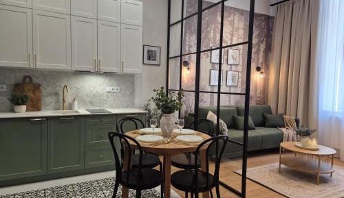 One-Bedroom Premier Apartment