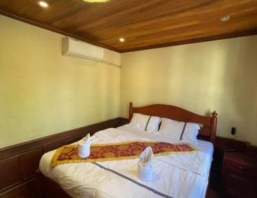 Double or Twin Room with Private Bathroom