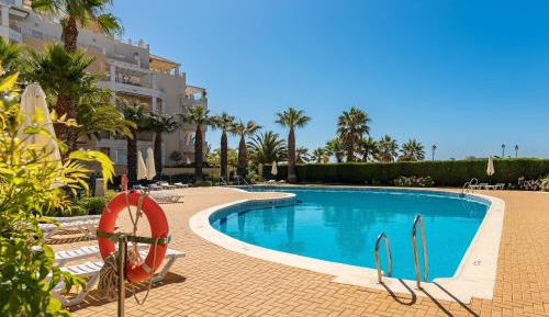 Three-Bedroom Apartment with Balcony
