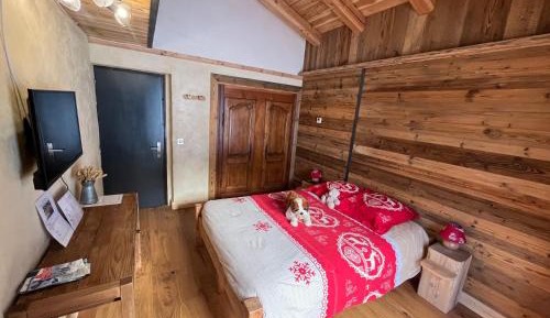 Double Room with Mountain View