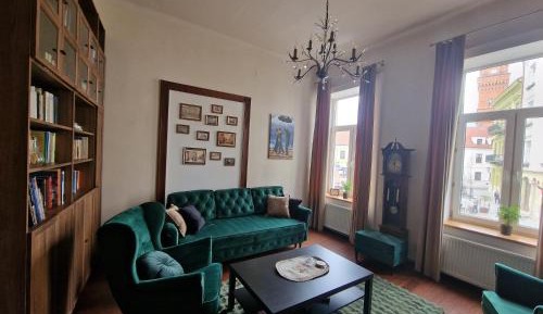 Double or Twin Room with City View