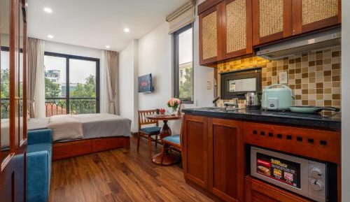 Studio with Balcony