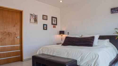 King Room with Mountain View