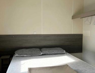 Mobile Home 5