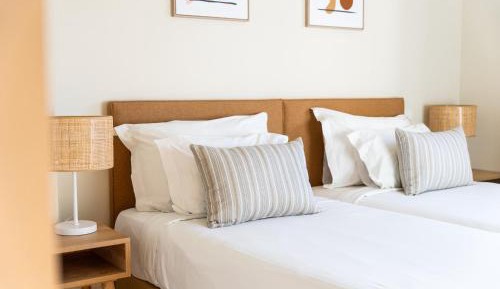 Superior One-Bedroom Apartment