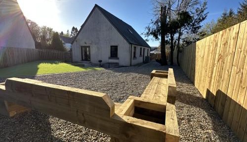 Villa with Garden View