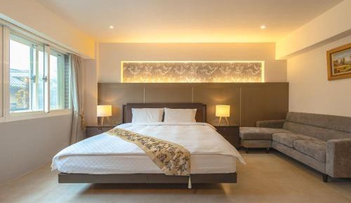Deluxe Double Room with Bath