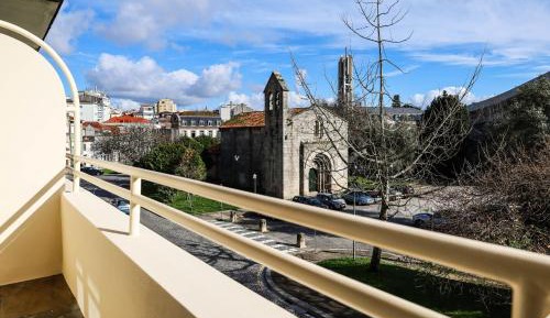 Superior One-Bedroom Apartment with Balcony