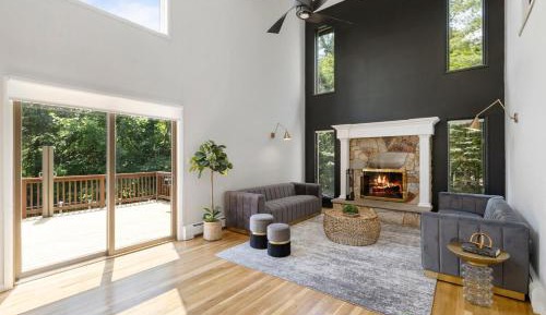 Seven-Bedroom House