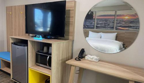 Double Room with Two Double Beds - Non-Smoking