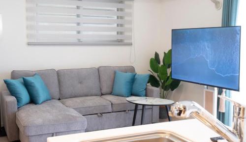 One-Bedroom Apartment - Non-Smoking