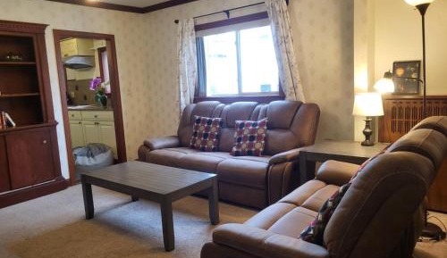 Queen Room with Shared Bathroom