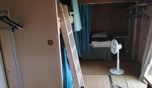 Bunk Bed in Mixed Dormitory Room