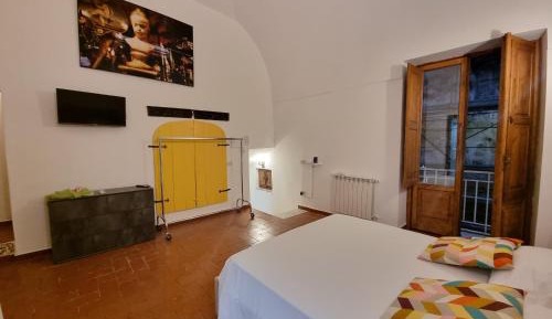 One-Bedroom Apartment with Terrace