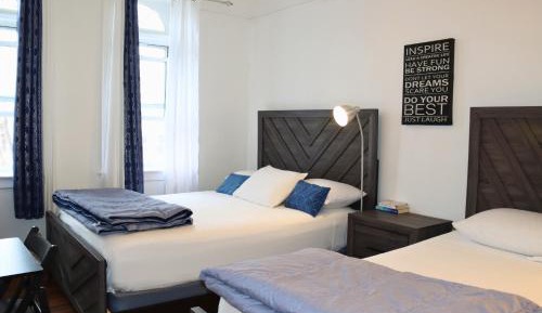Triple Room with Private Bathroom