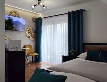 Triple Room with Private Bathroom