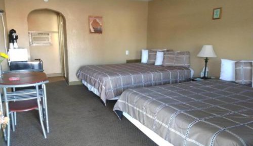 Double Queen Room