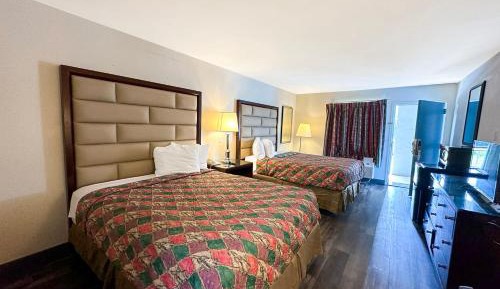 2 Queen Beds Non-Smoking