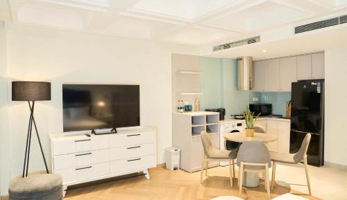 Studio Apartment