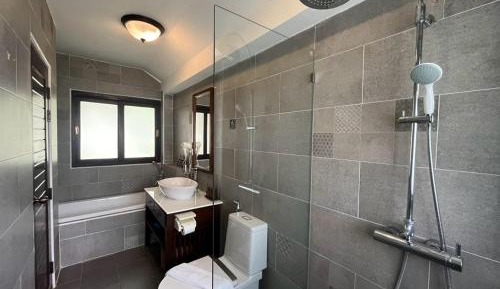Triple Room with Balcony
