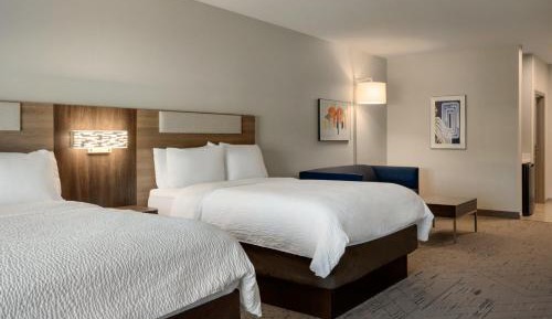 Queen Suite