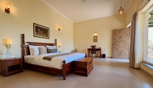 Superior King Room