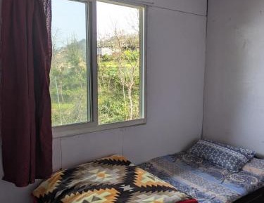 Standard Single Room with Mountain View