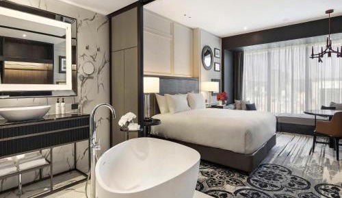 Luxury King Room with City or Hills View