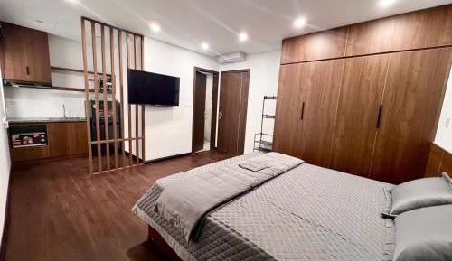 Classic One-Bedroom Apartment with King Bed