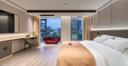 Family Suite with Balcony