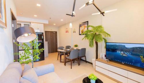 One-Bedroom Apartment with Sea View