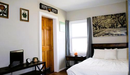 One-Bedroom House