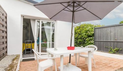 Holiday Home (2 adults)