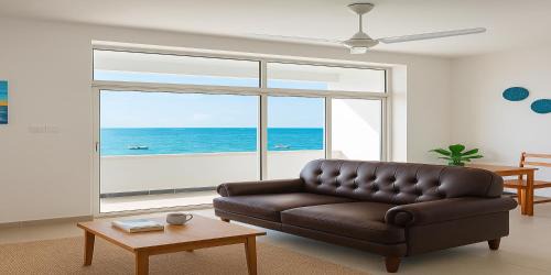 Two-Bedroom Apartment with Balcony and Sea View