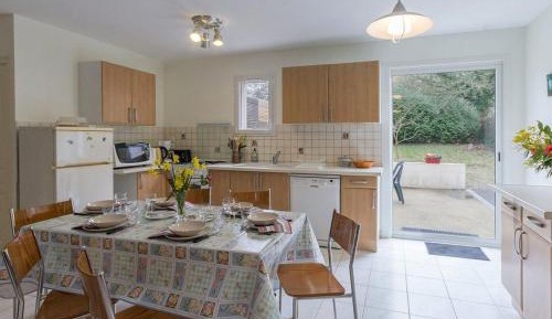 Holiday Home (6 Adults)